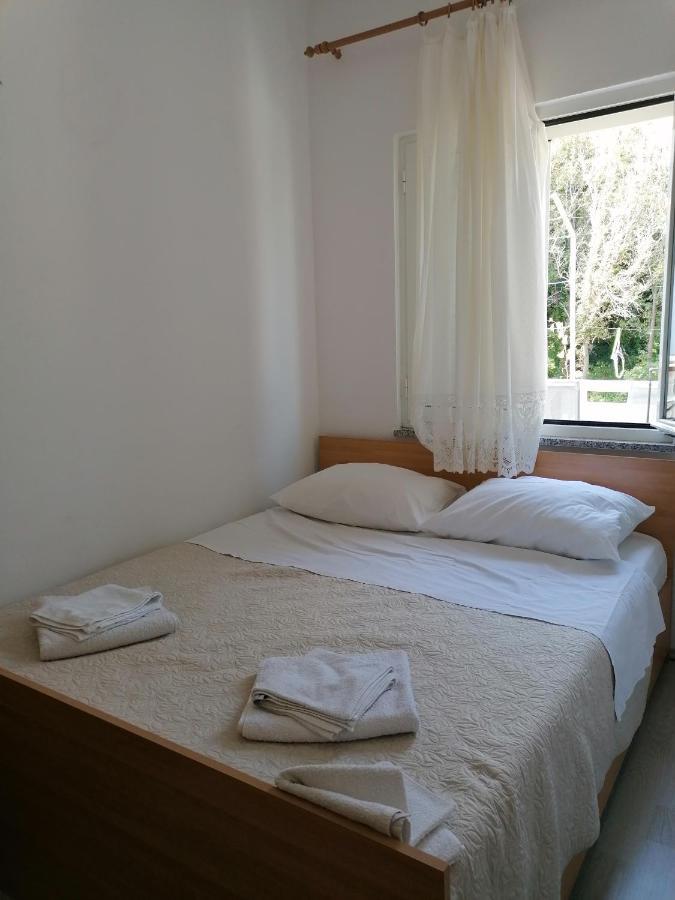Apartmani Rija 3 Pag Town Exterior photo